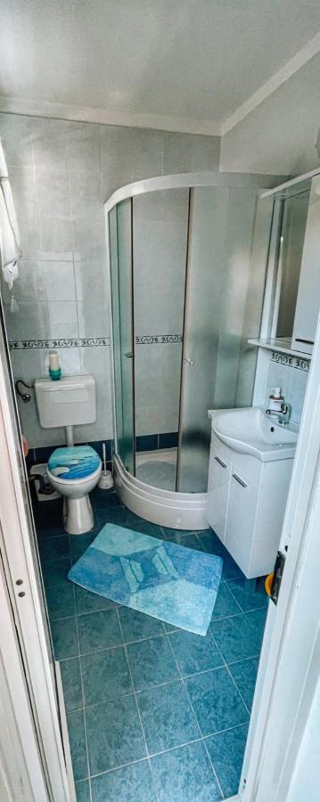 Guesthouse Porto เซรส ภายนอก รูปภาพ